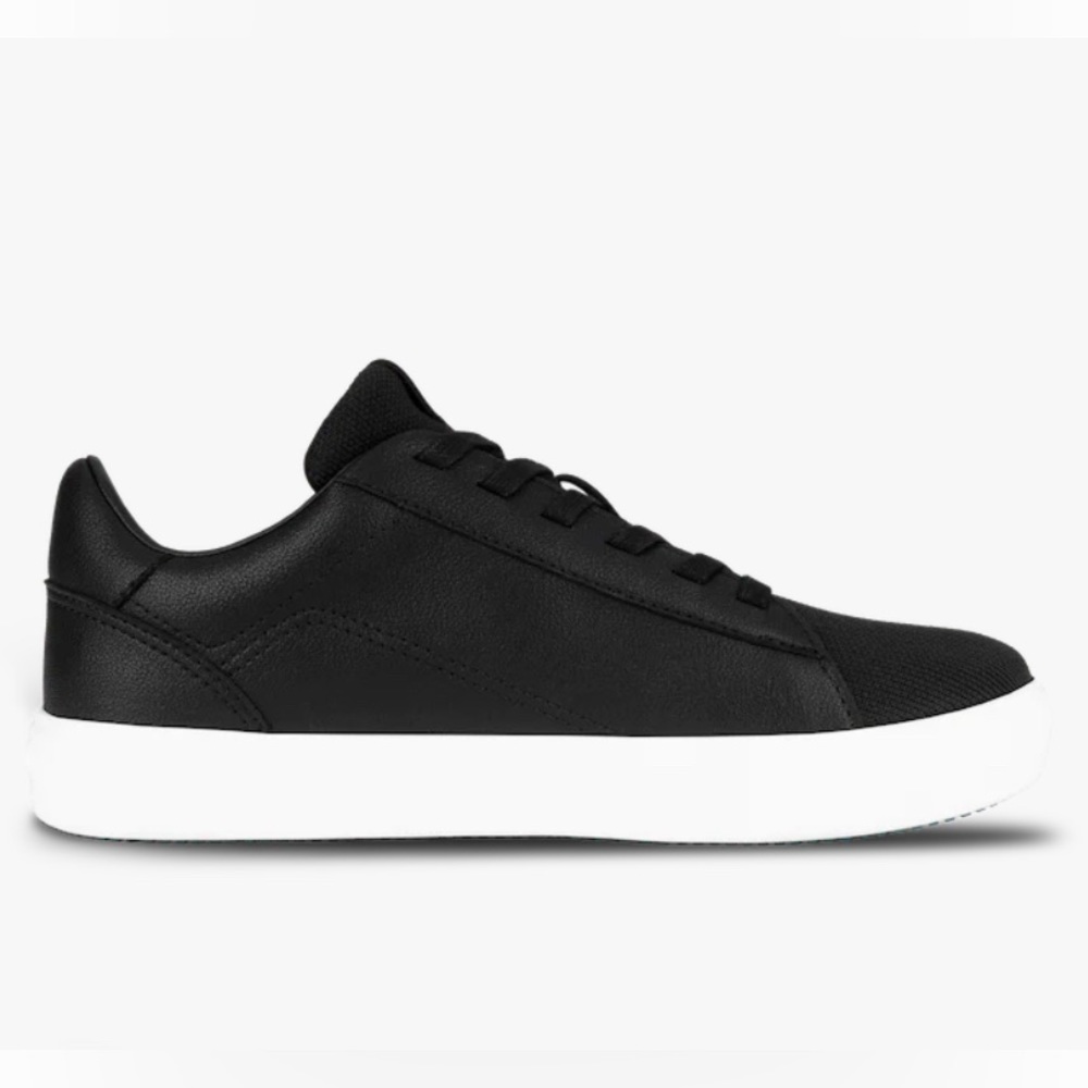 NIB VESSI Soho Sneaker 100% Waterproof shoes 🖤